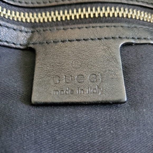 Authentic Gucci Pelham Handbag - Picture 14 of 16